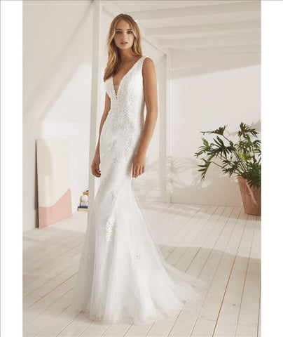 pronovias white one collection