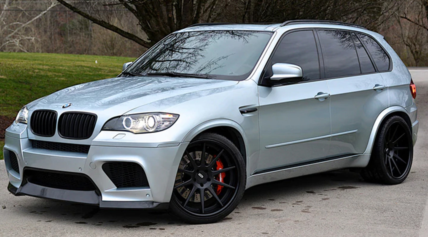 Х5 е70 болты. БМВ м5 е70. BMW x5 e70. БМВ x5m e70. BMW x5m e70 Blue.