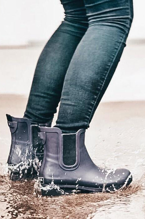 roma rubber boots