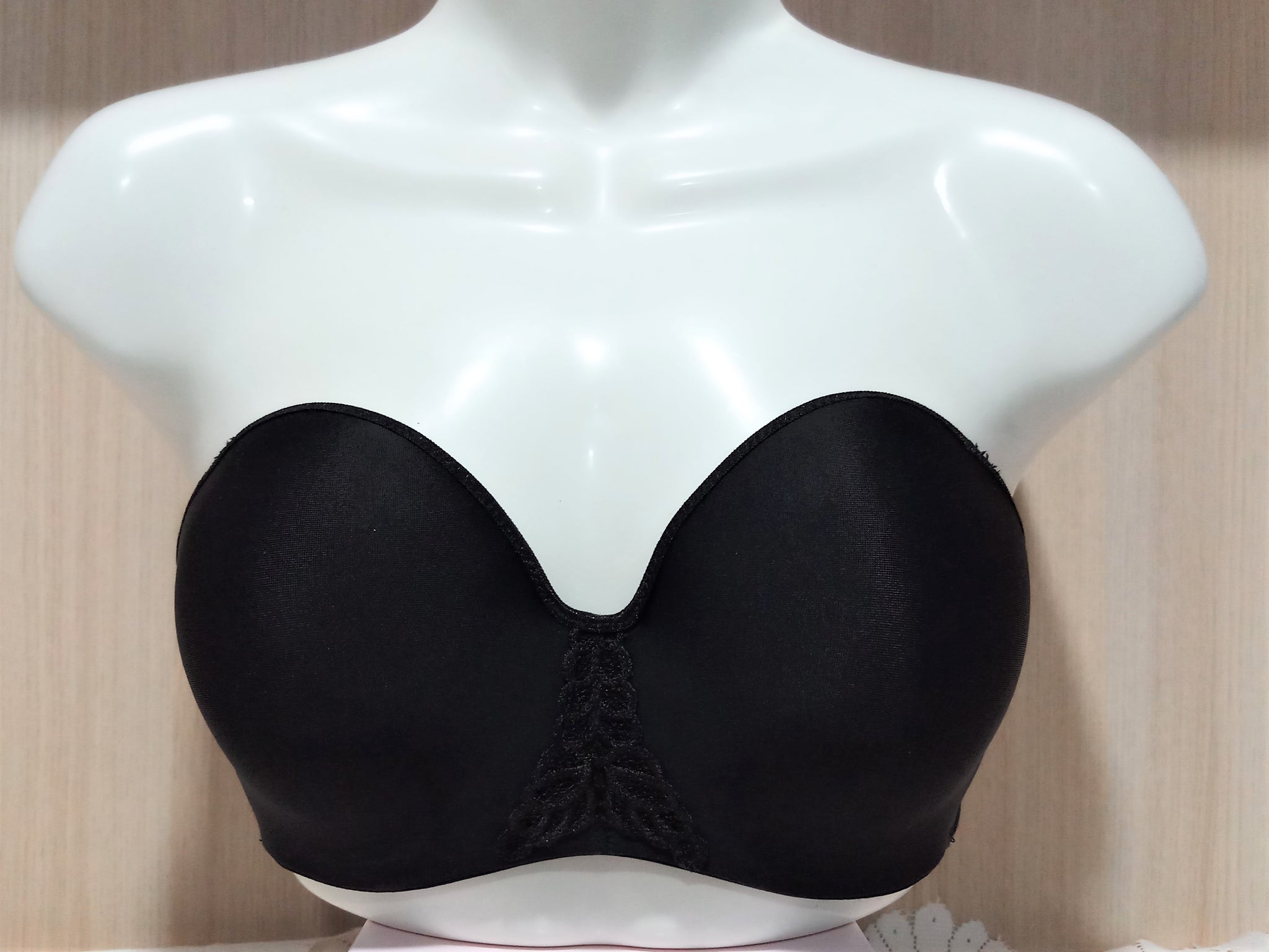 seamless strapless bra