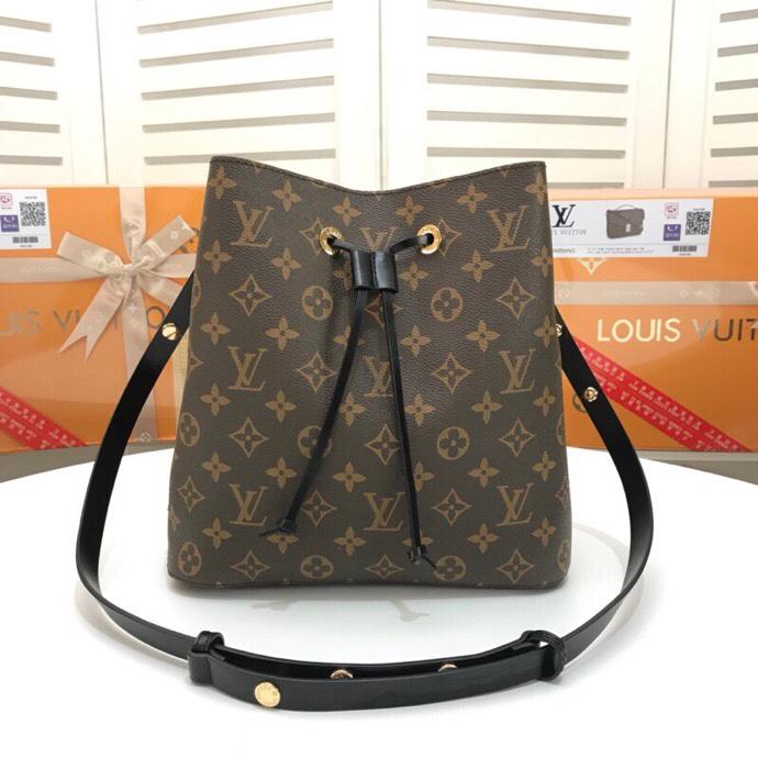 Louis Vuitton LV Fashion Leather Crossbody Satchel Bucket Bag