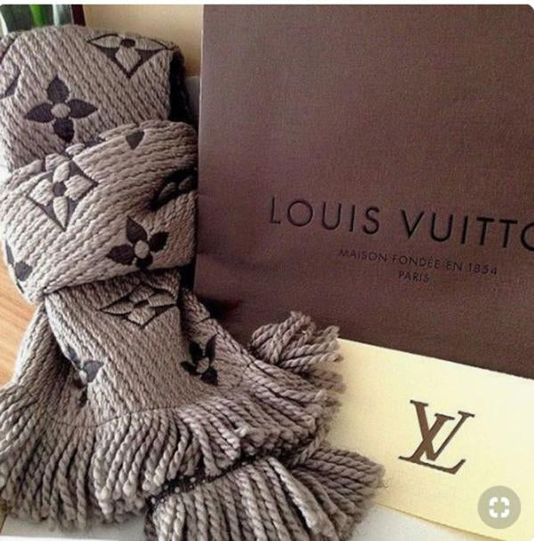 Louis Vuitton LV Popular Louis Vuitton Jacquard Cashmere Cape Scarf Scarves Shawl