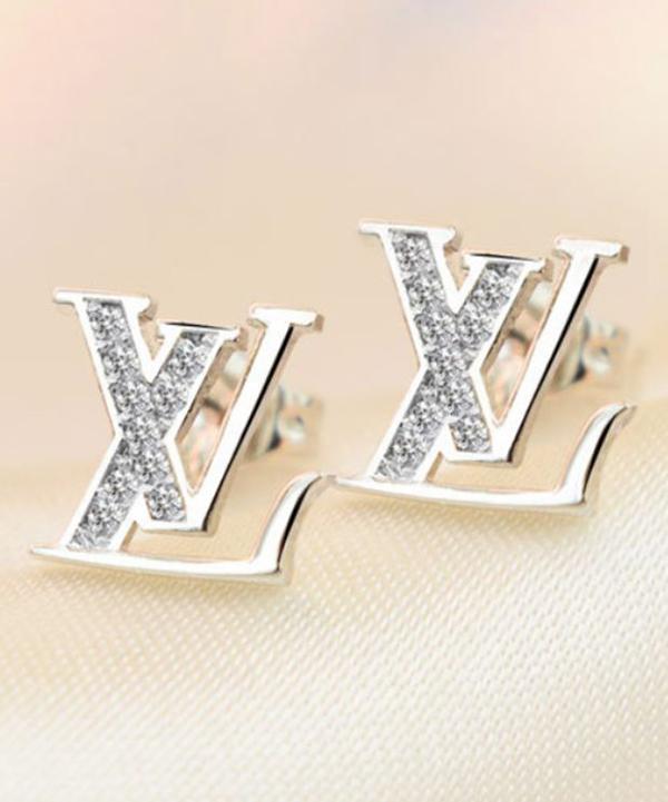 LV Louis Vuitton Women's Fine Classic Letters Earrings Personalized Earrings