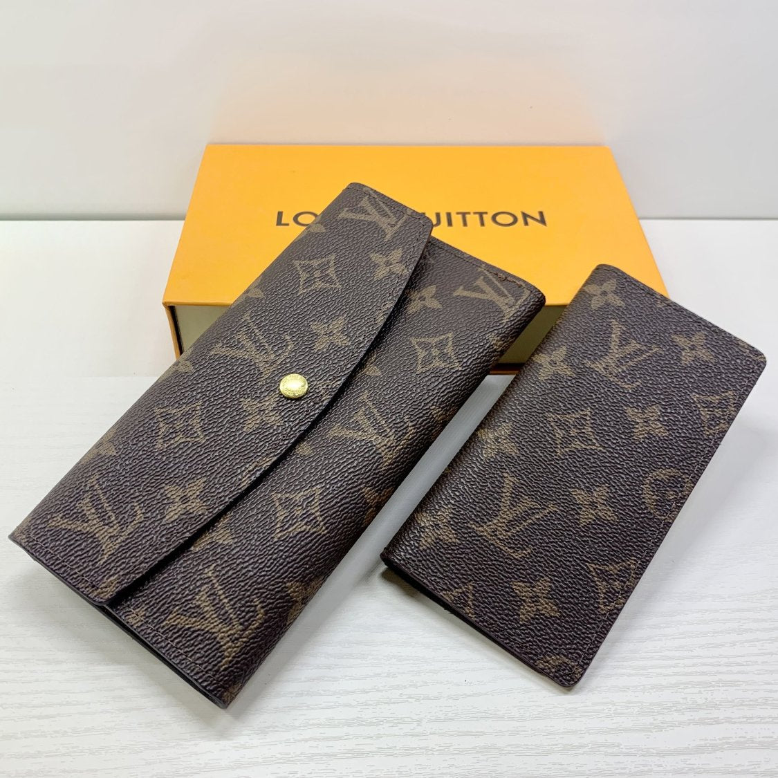 Louis Vuitton LV Classic Leather Print Wallet Purse Two Piece Set