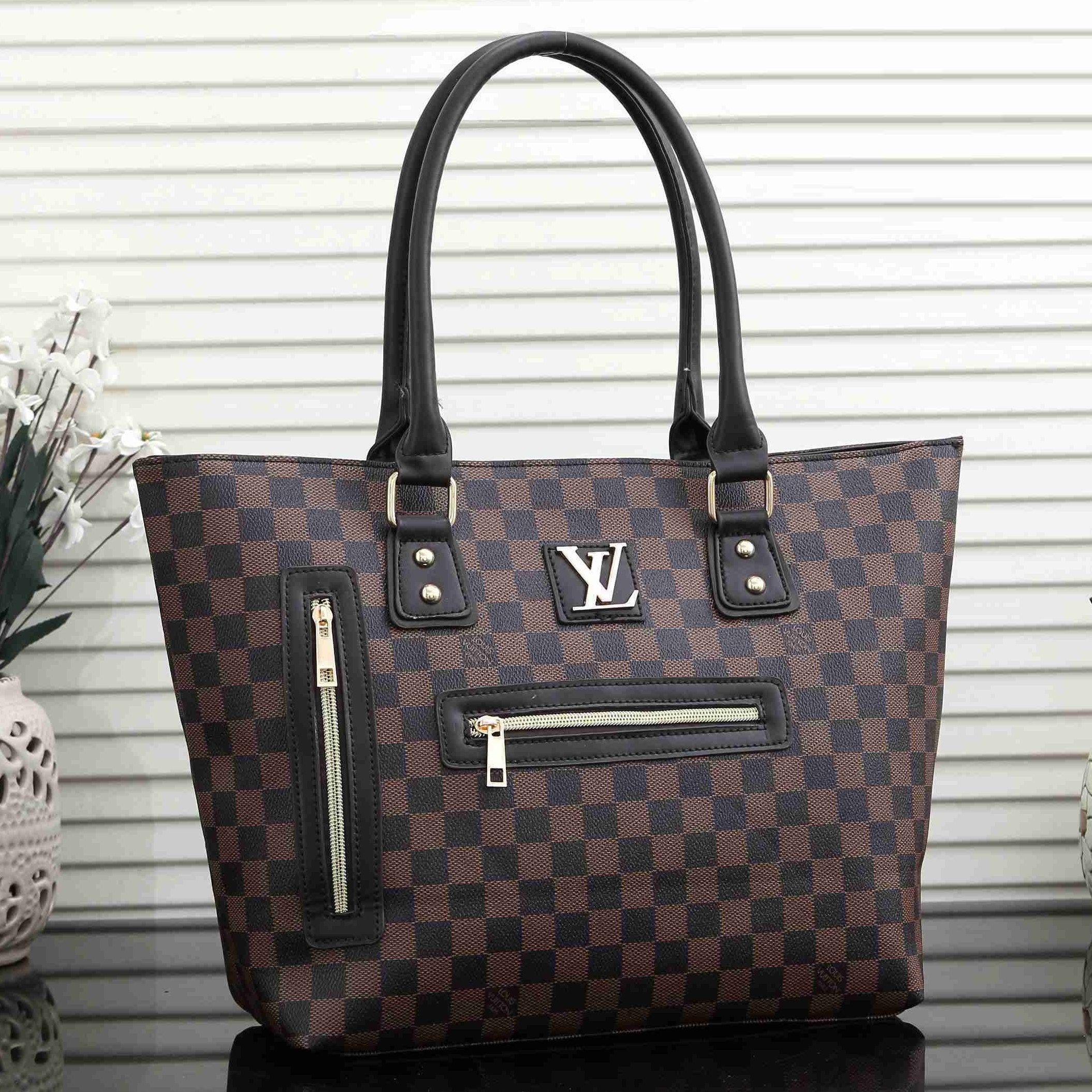 Louis Vuitton LV Women Fashion Leather Chain Crossbody Satchel