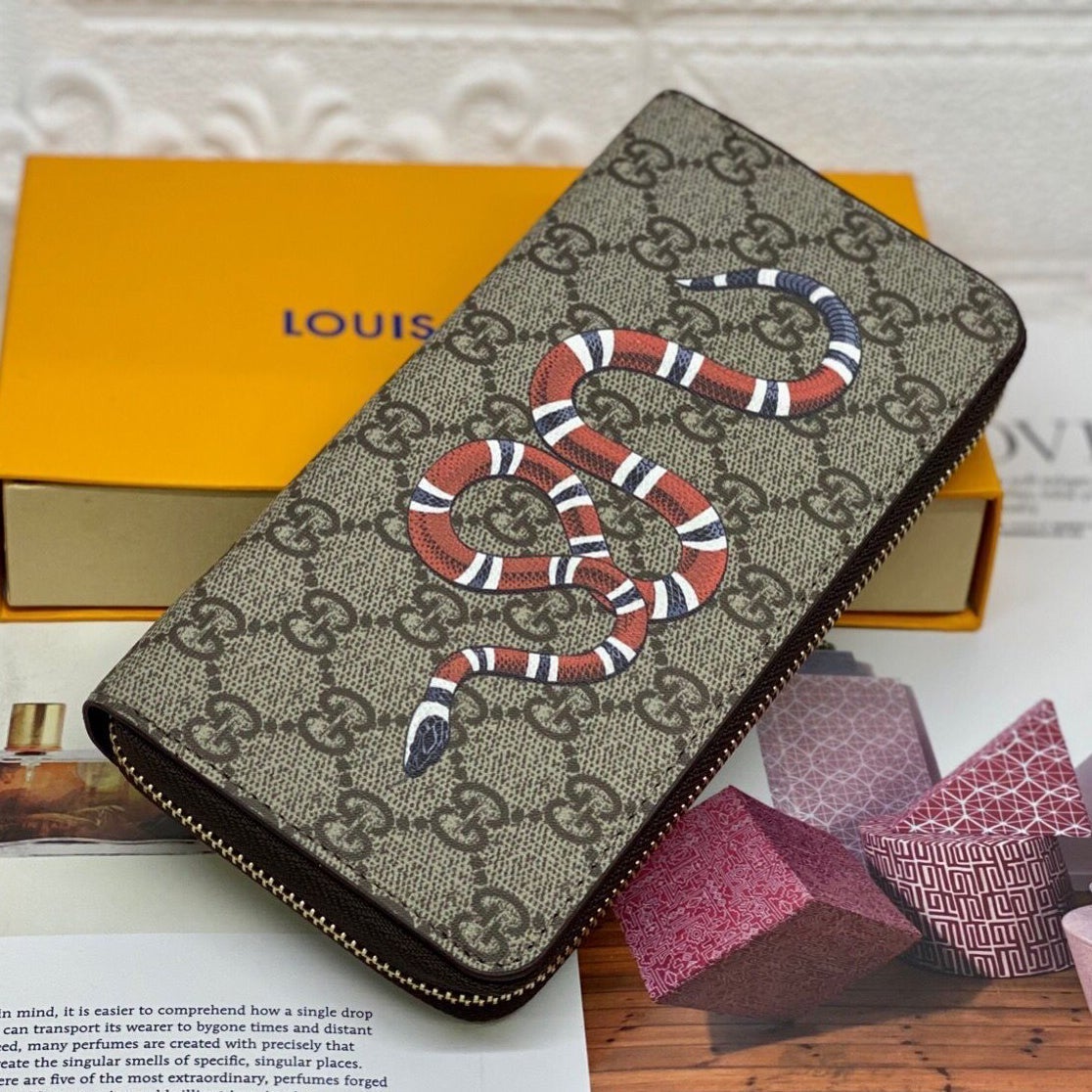 GG Classic Leather Print Wallet Purse