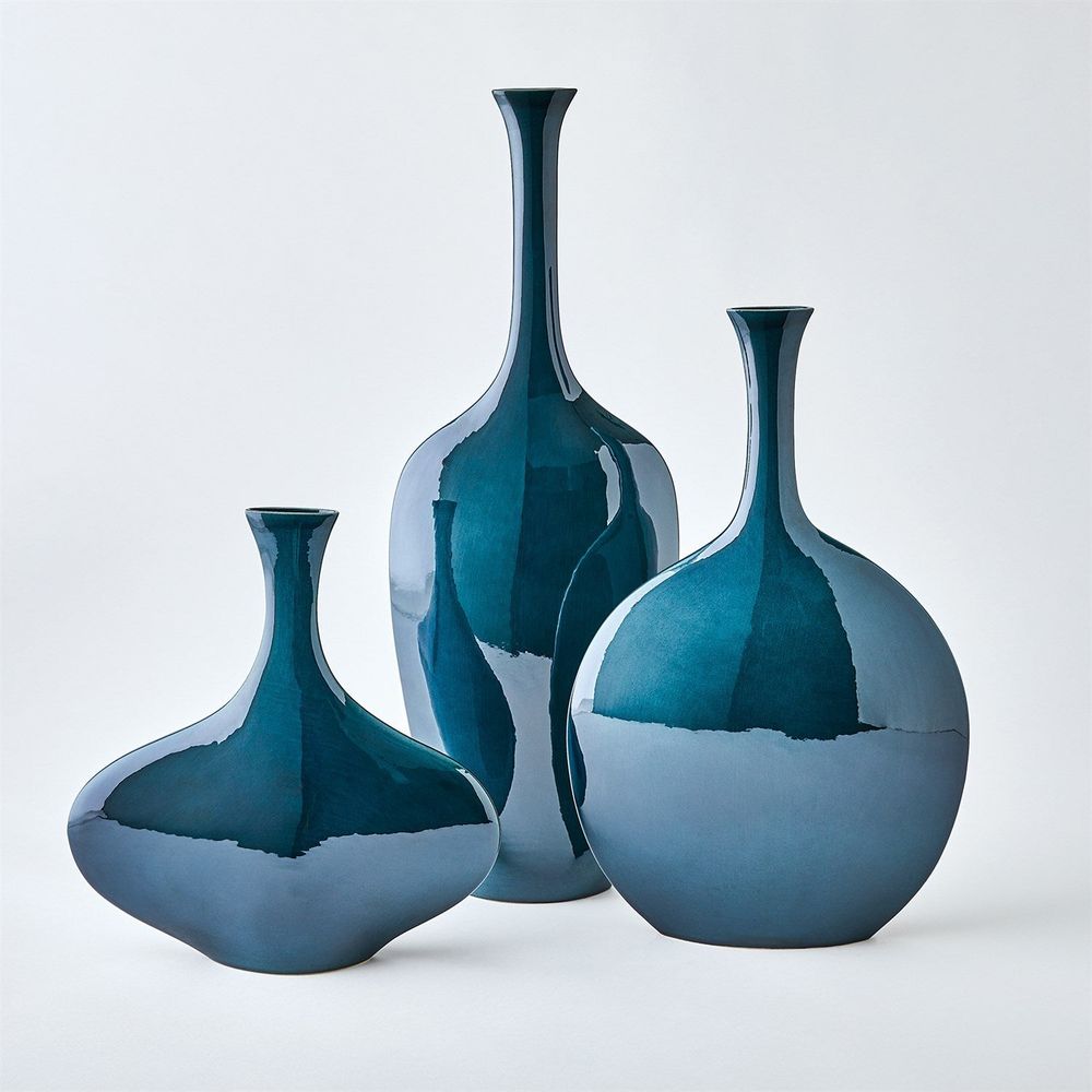 Slim Reactive Blue Silhouette Vase