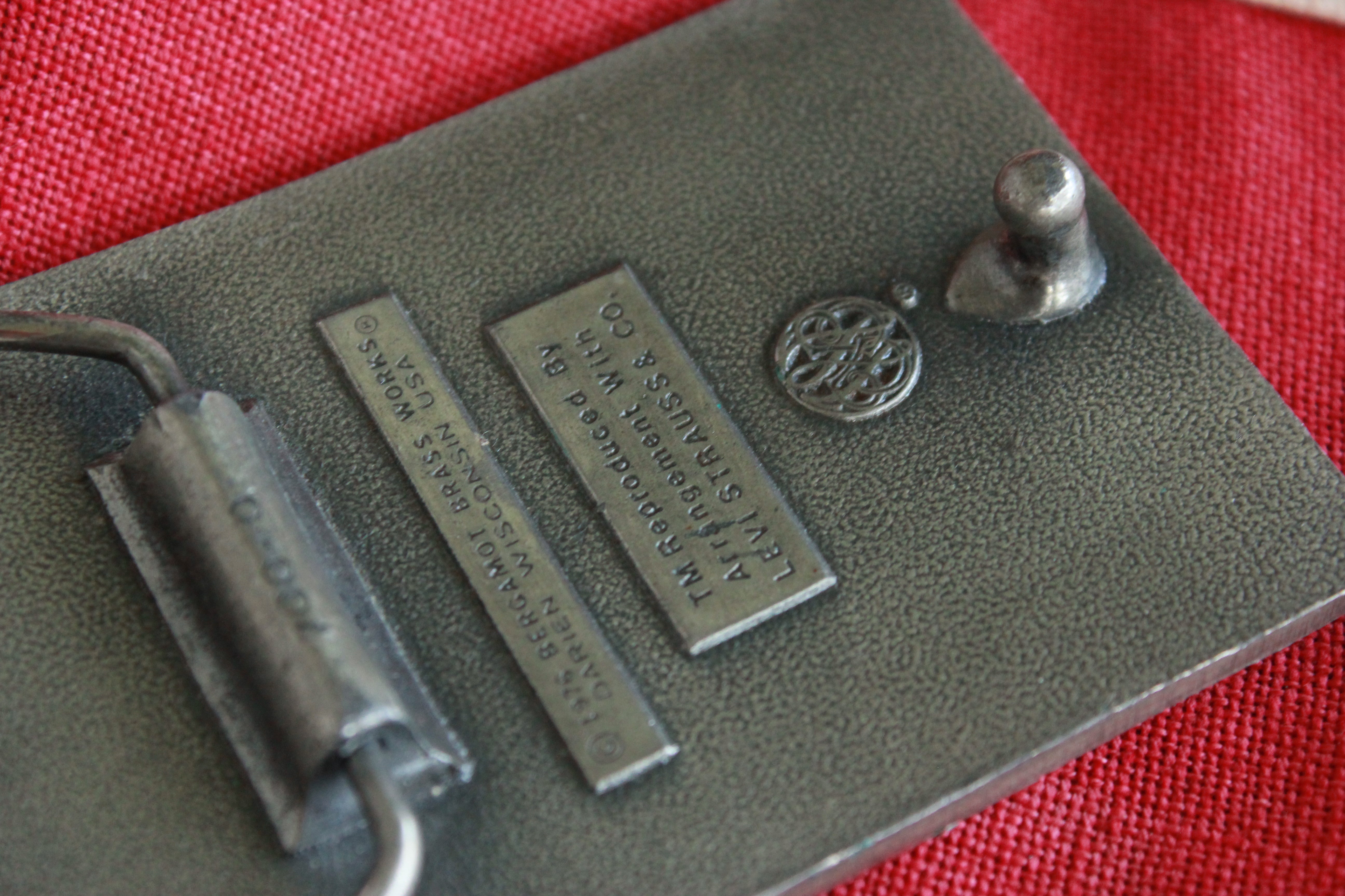 levi's buckle