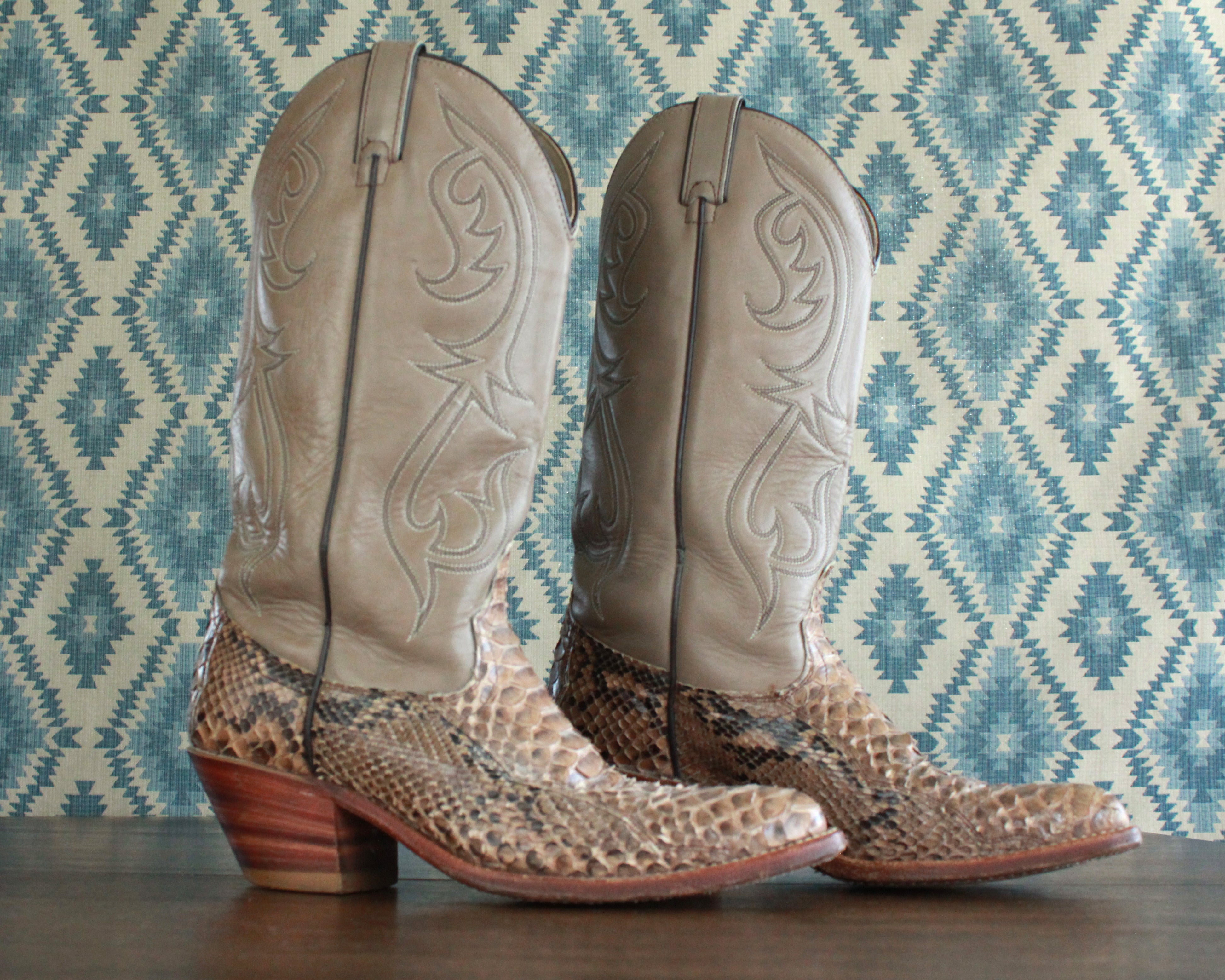 Genuine Snakeskin Cowboy Boots Men's 8 