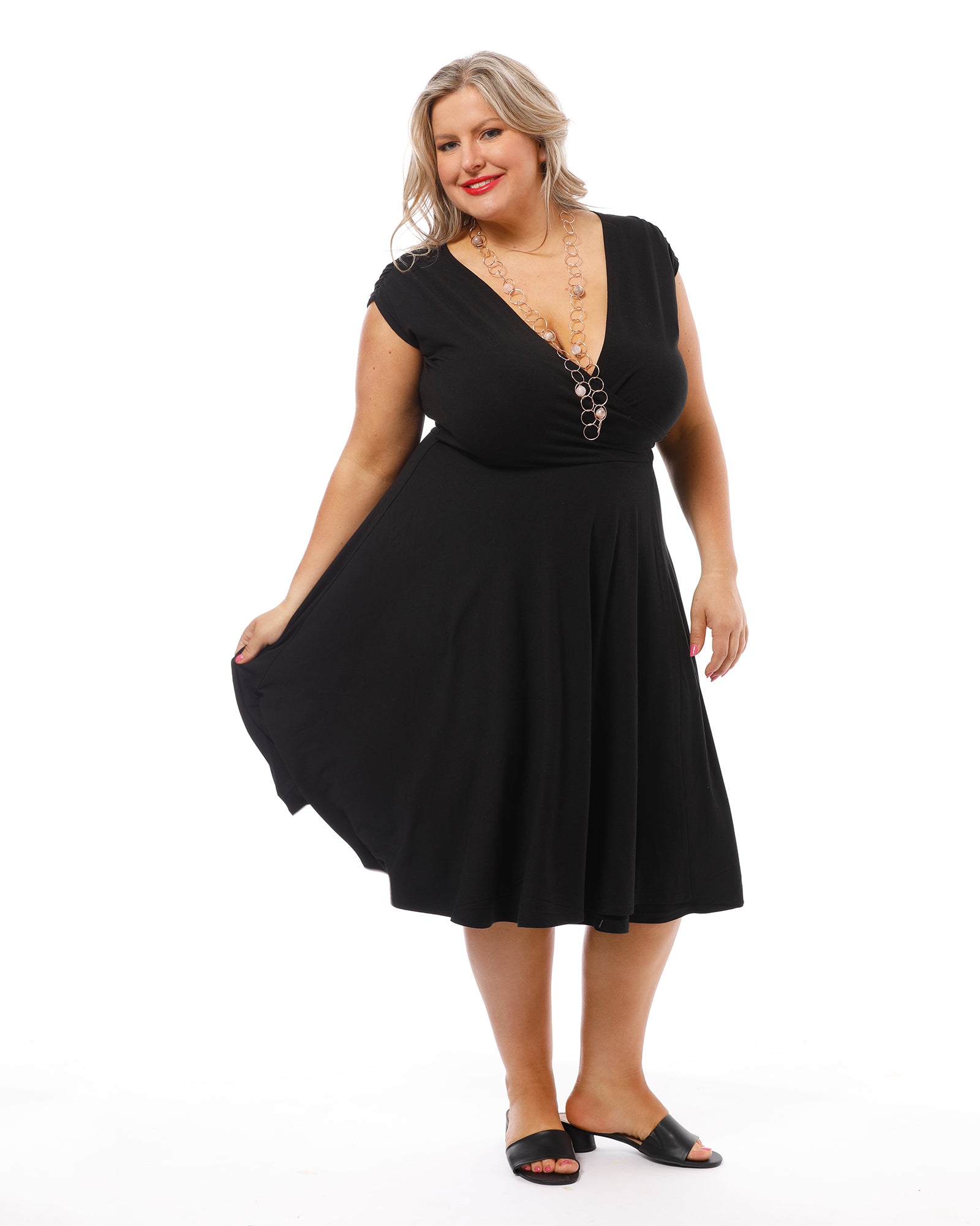 black dress size 24