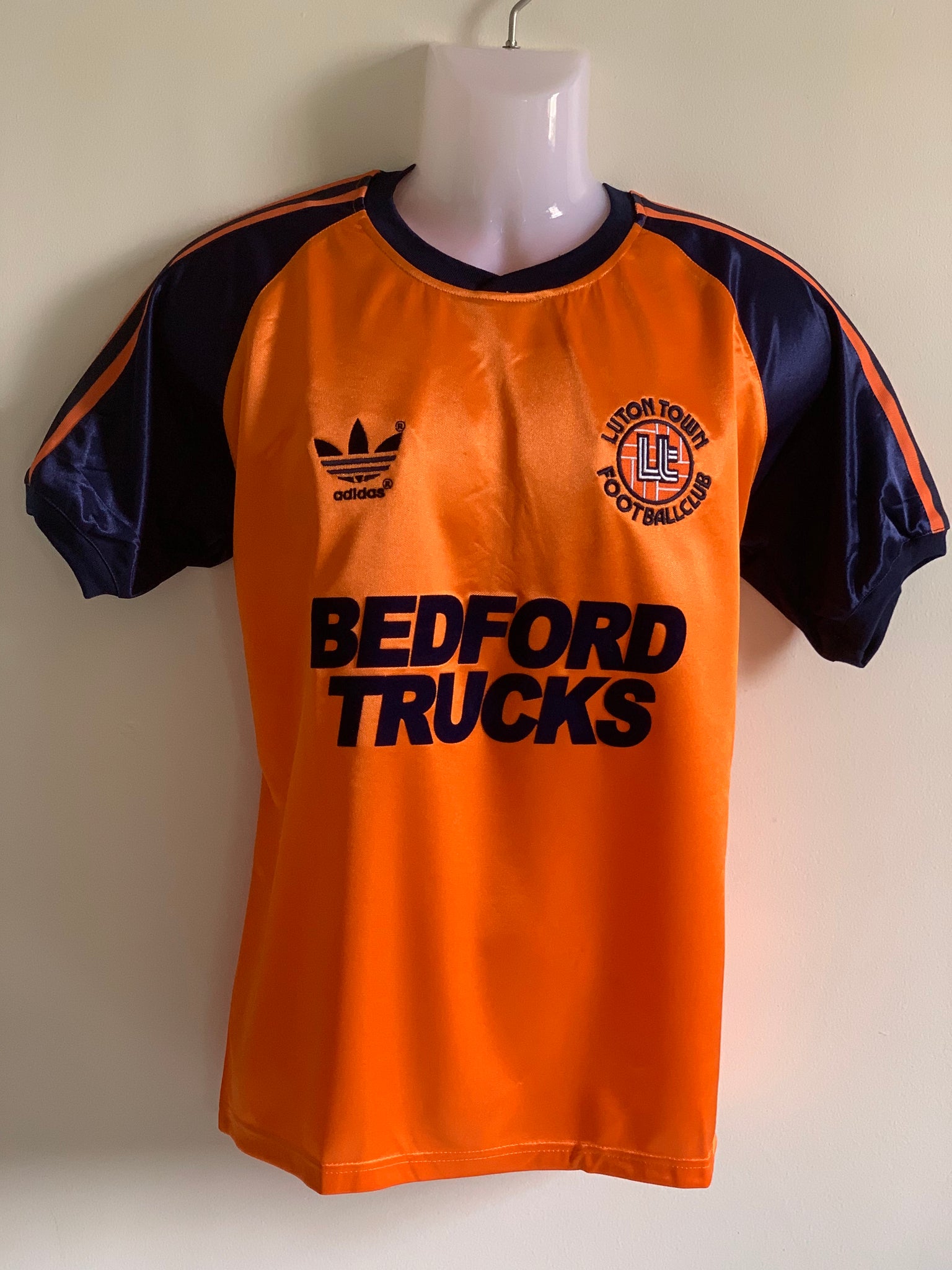 luton town jersey