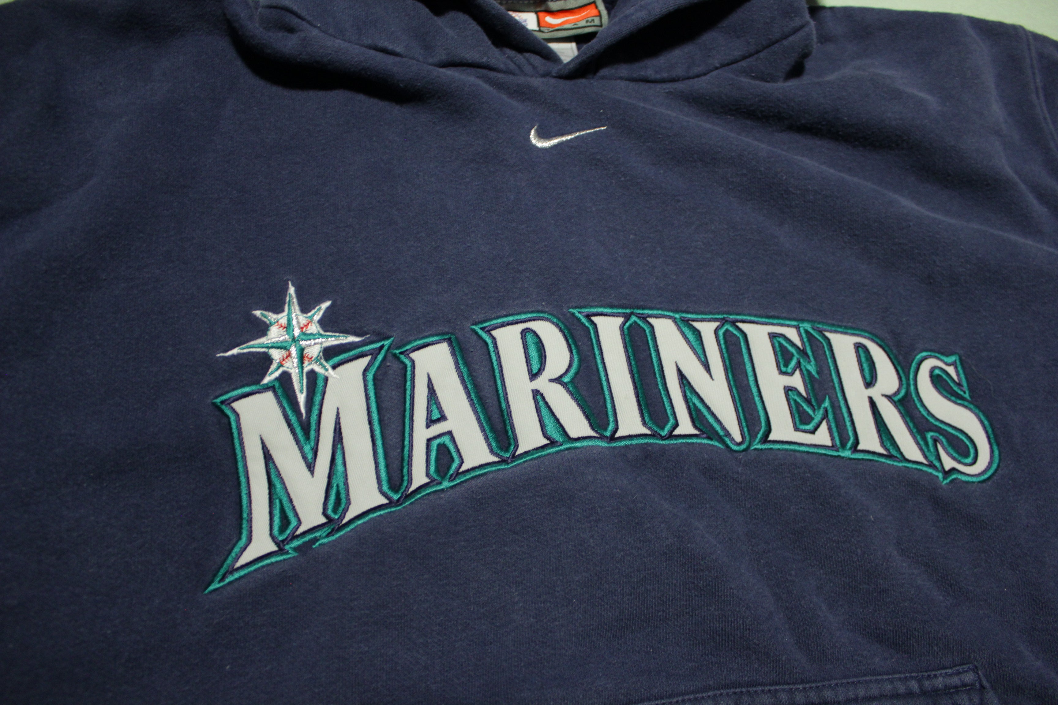 nike mariners hoodie