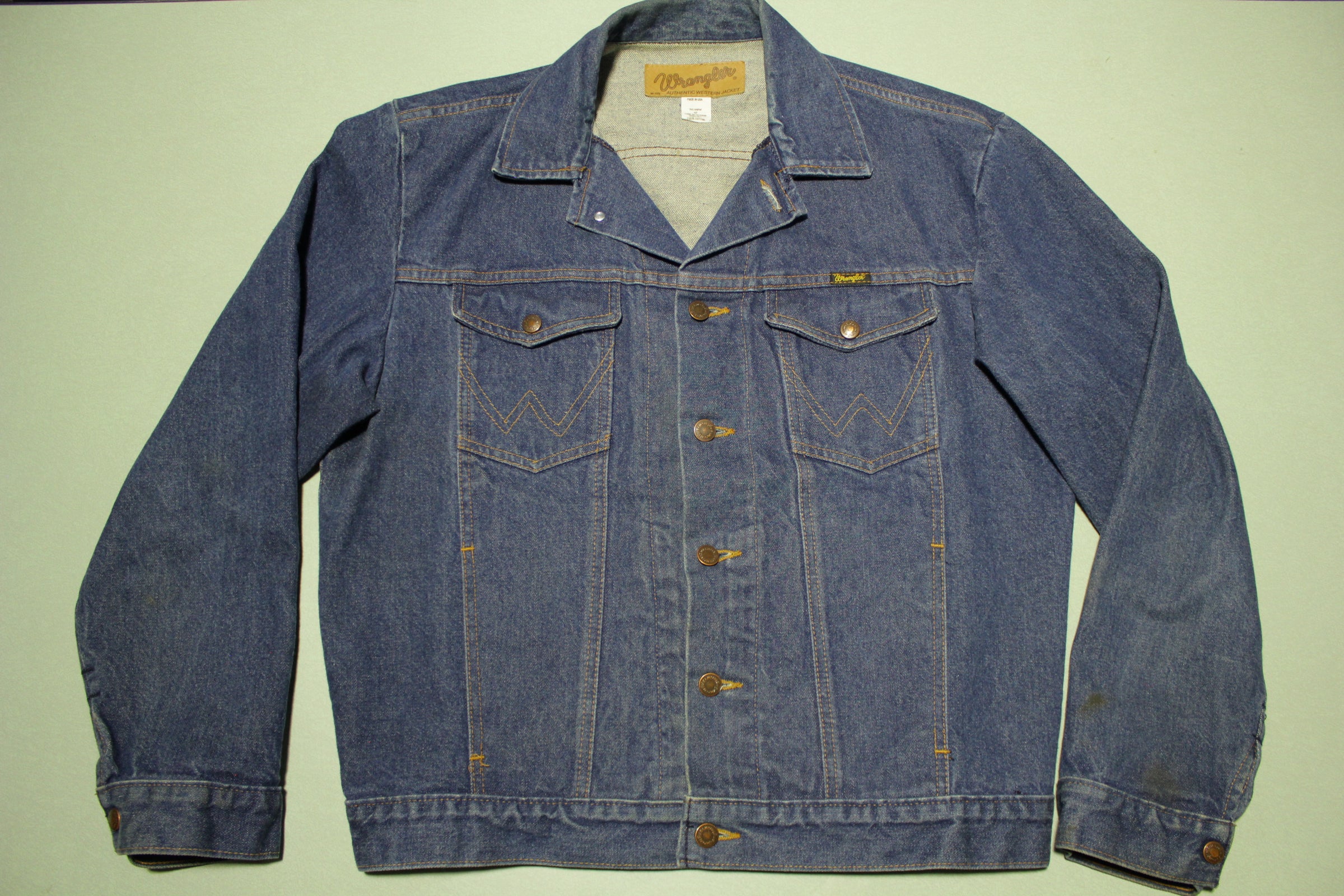 Wrangler Authentic Western Jean Jacket Vintage 80's Denim Coat –  thefuzzyfelt