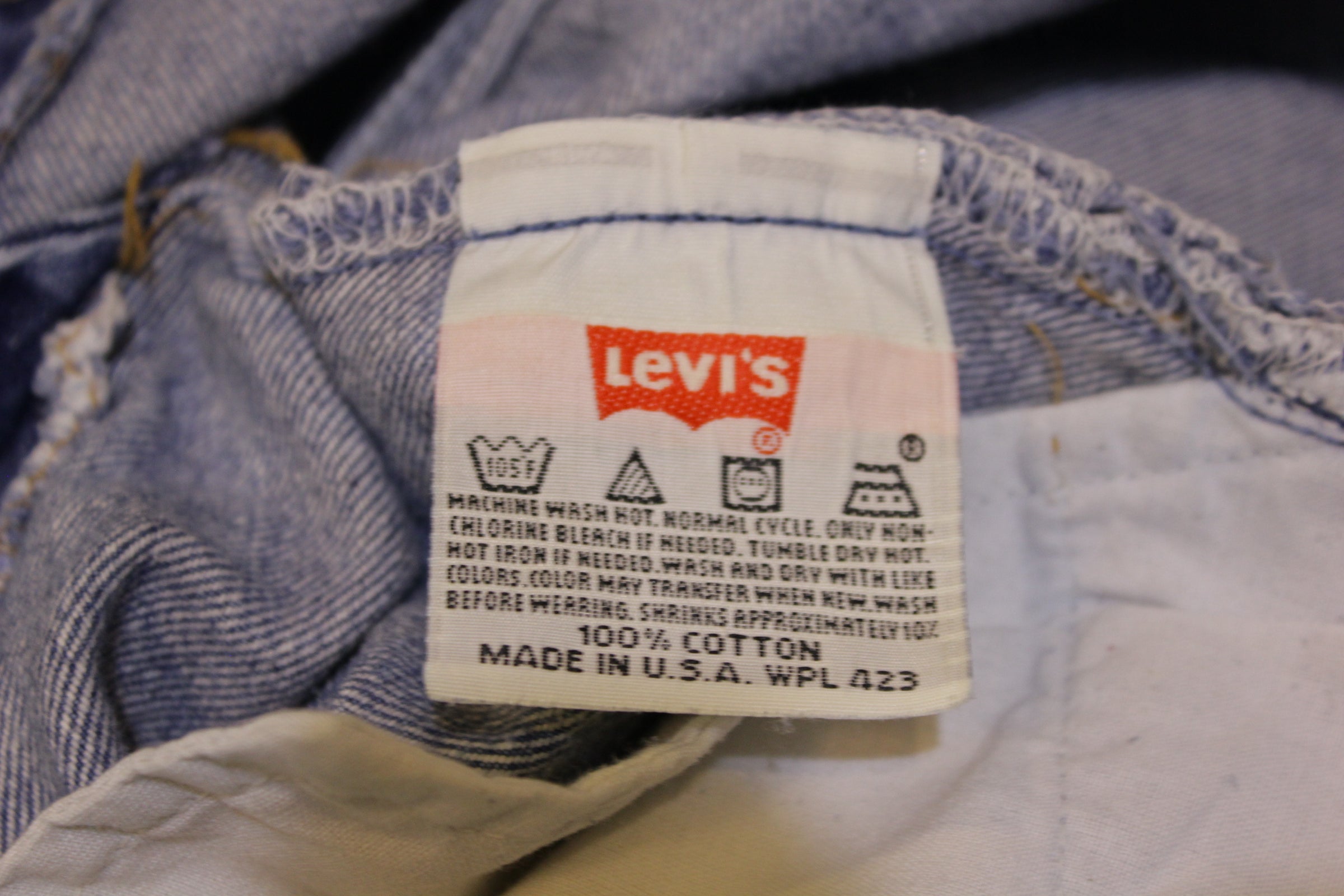 Levis 501 Button Fly 90s Red Tag Made in USA Vintage Blue Denim Jeans –  thefuzzyfelt
