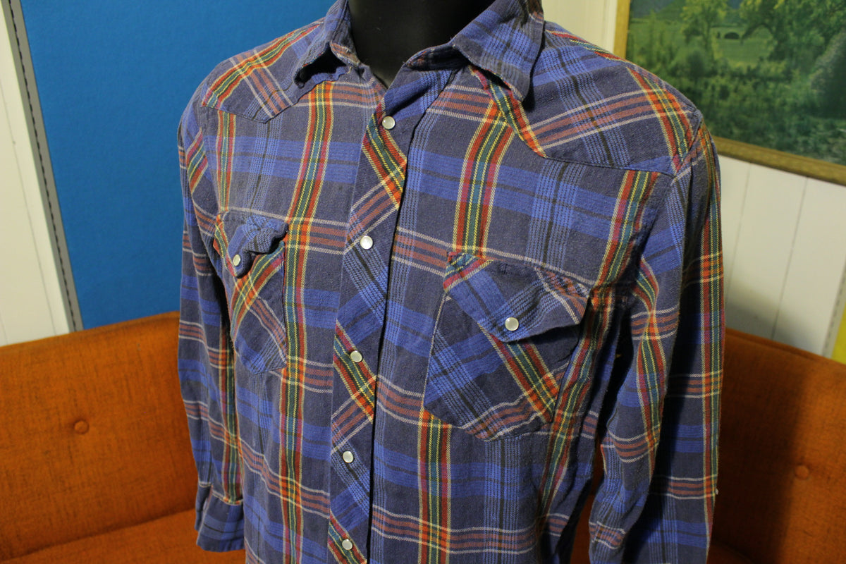 Wrangler Pearl Snap Vintage Plaid Flannel Western Shirt. – thefuzzyfelt