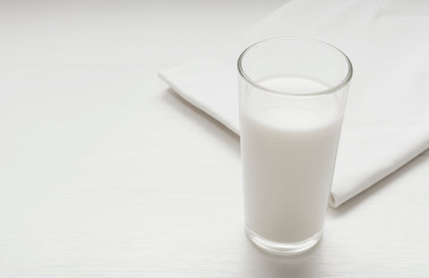 Which Is Better: Almond Milk Vs. Cows Milk Vs. Soy Milk