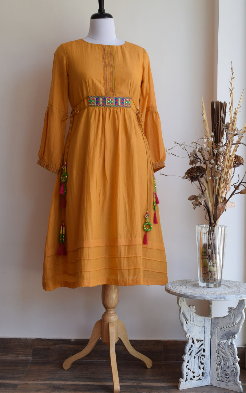 Mustard Cotton Silk Kantha-work Tunic – LabelKanupriya