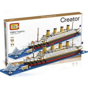 titanic lego ship