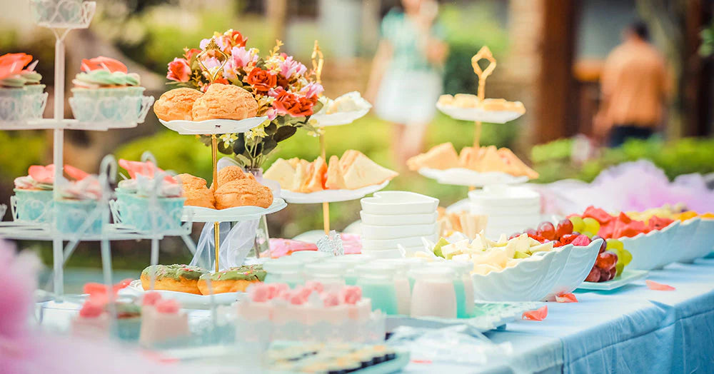 Bridal Shower table with flowers