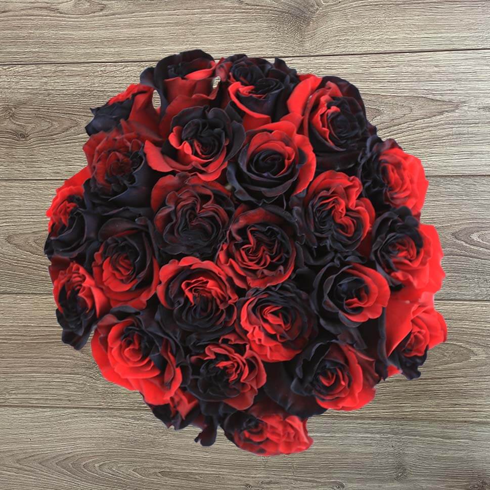 Manchester Rose Bouquet | Red & Black Roses | Delivery Nationwide –  Rosaholics