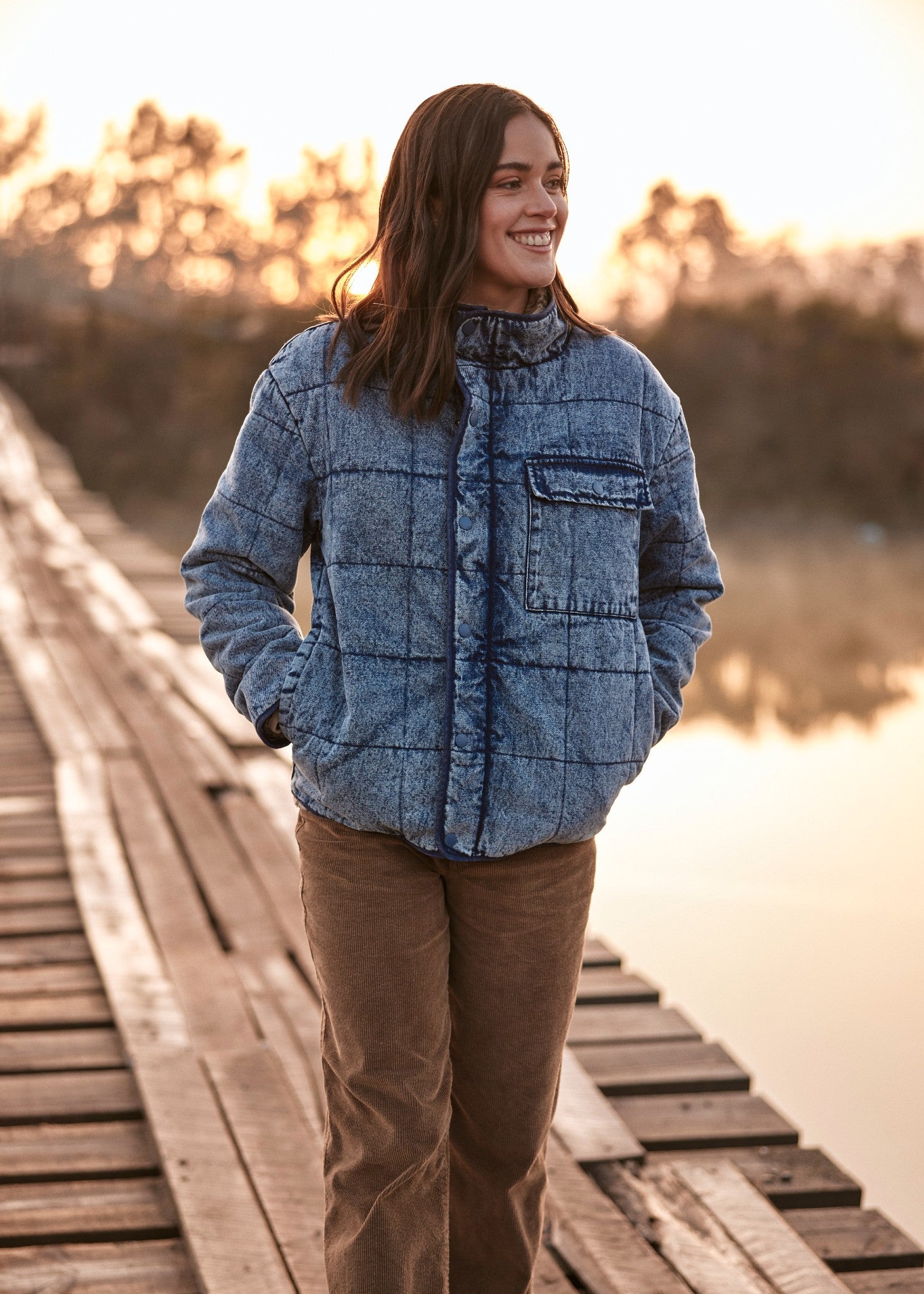 Punto de exclamación cálmese acerca de Chaqueta mujer Bomber Quilted azul – Frøens