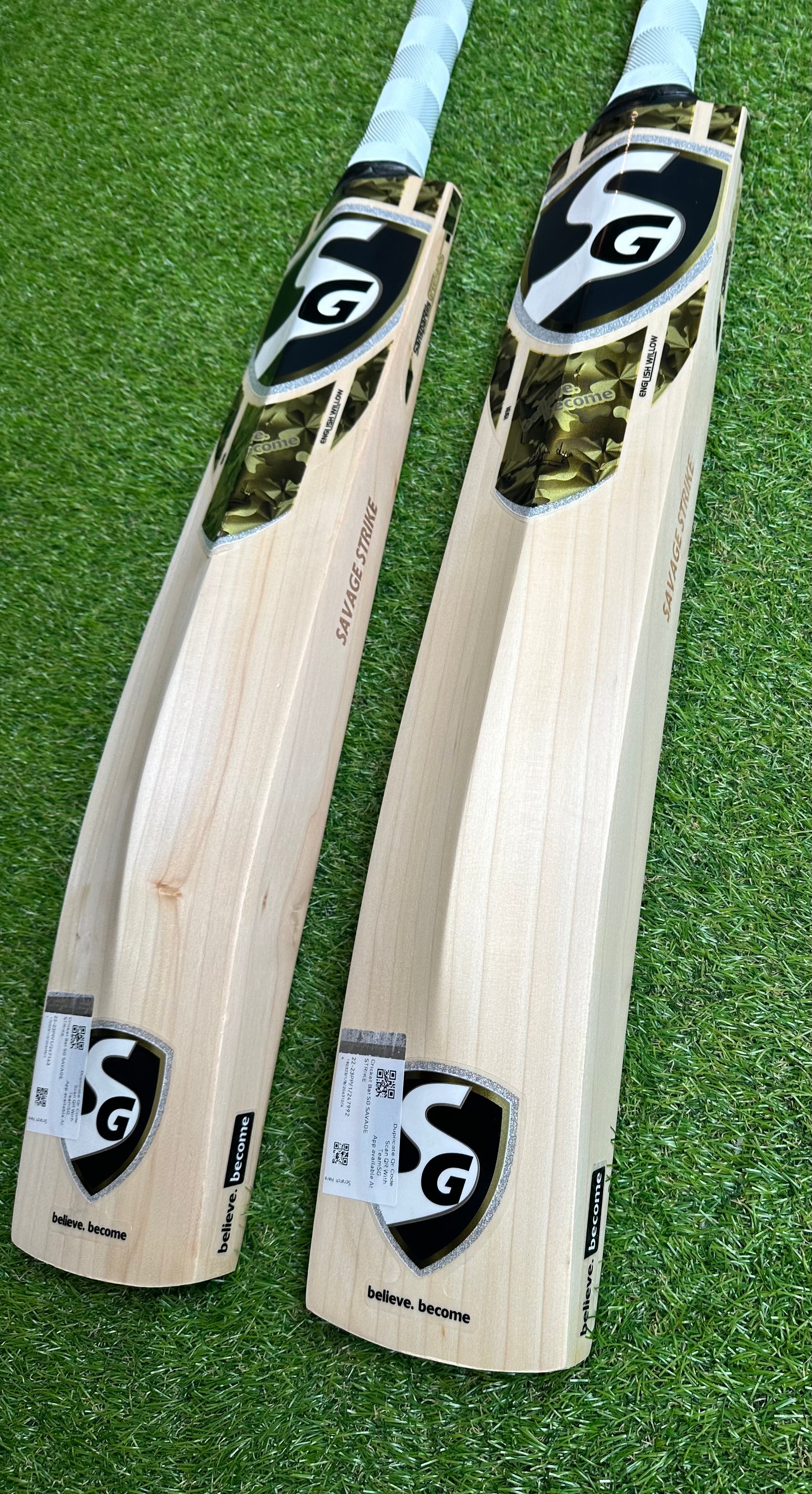 SG Savage Strike Cricket Bat | 10 Grains