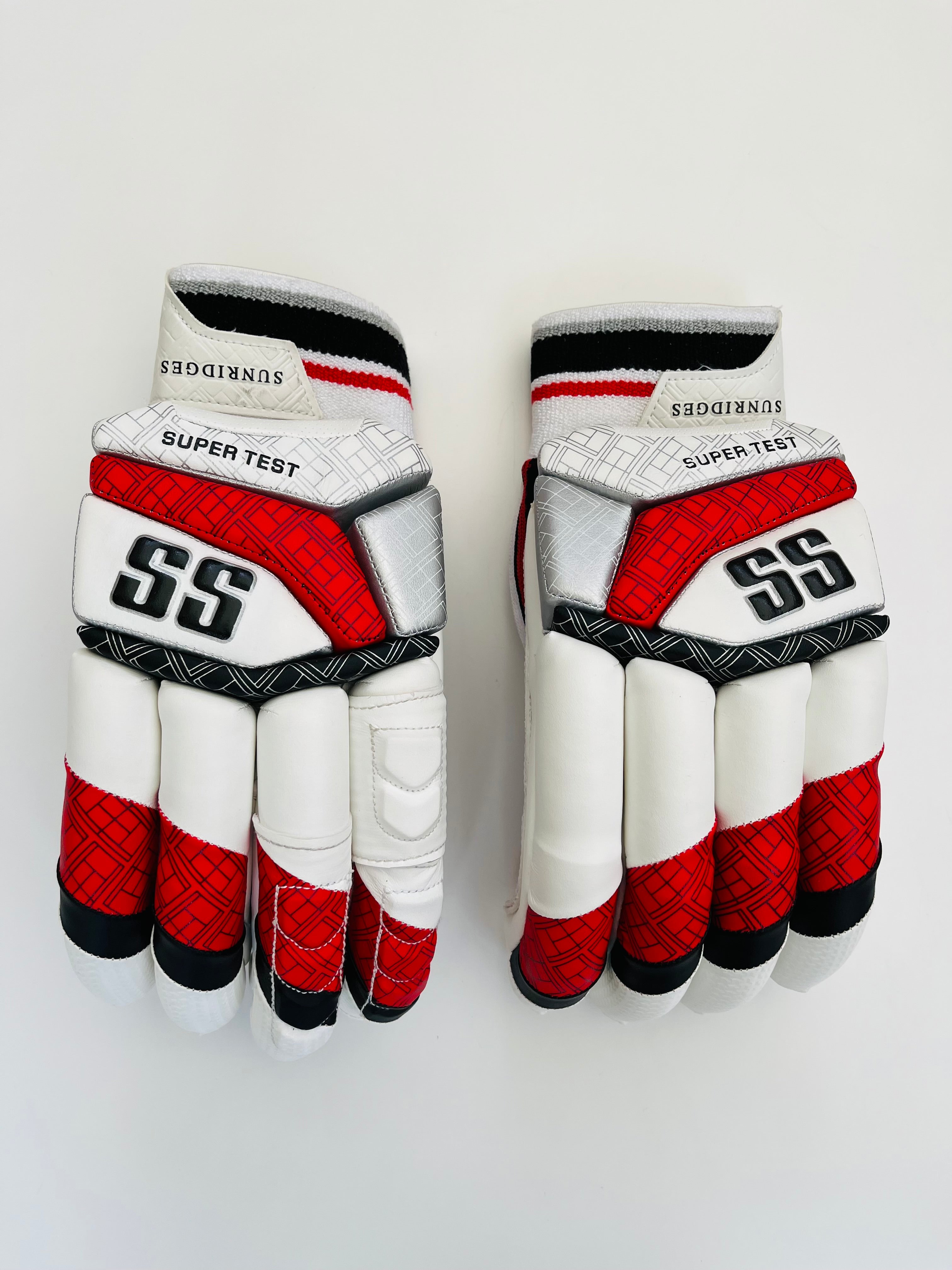 SS TON Super Test Cricket Batting Gloves