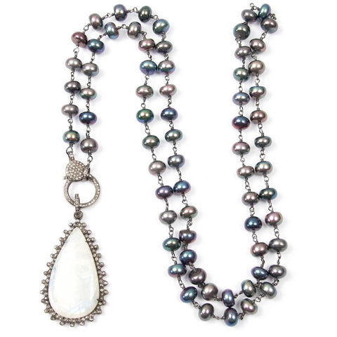 Peacock Pearl Necklace