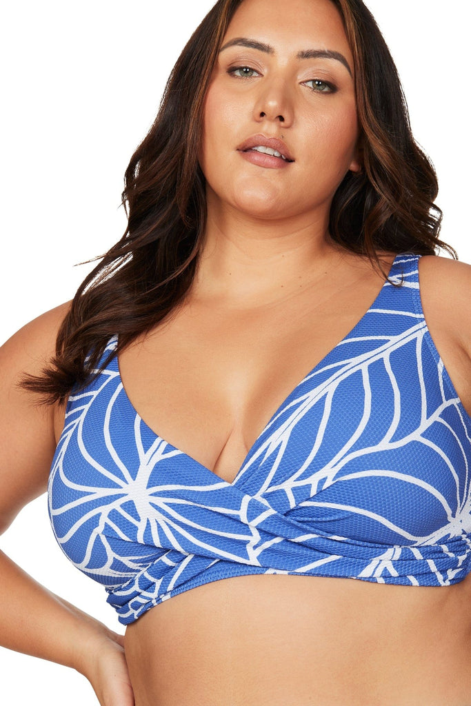 Delacroix Multi Cup One Piece Swimsuit - Black Zig Zag – Inner Beach Co