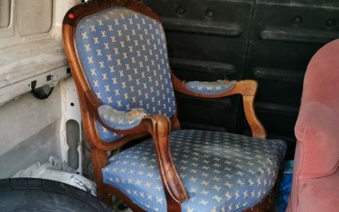 fauteuil voltaire usé