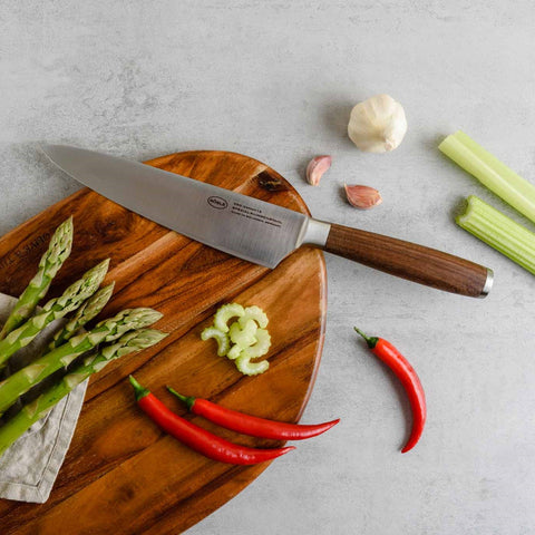 This Japanese Kitchen Knife Set Ups Your Chopping and Cutting Game