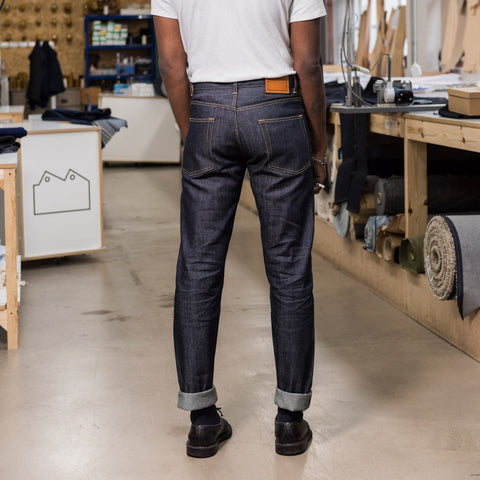 mens relaxed tapered jeans