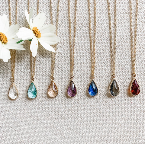 Teardrop necklace