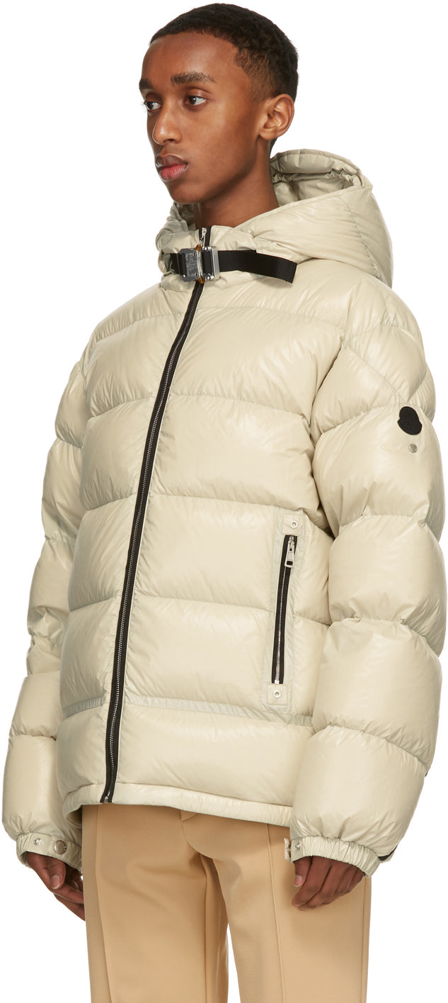 almond moncler