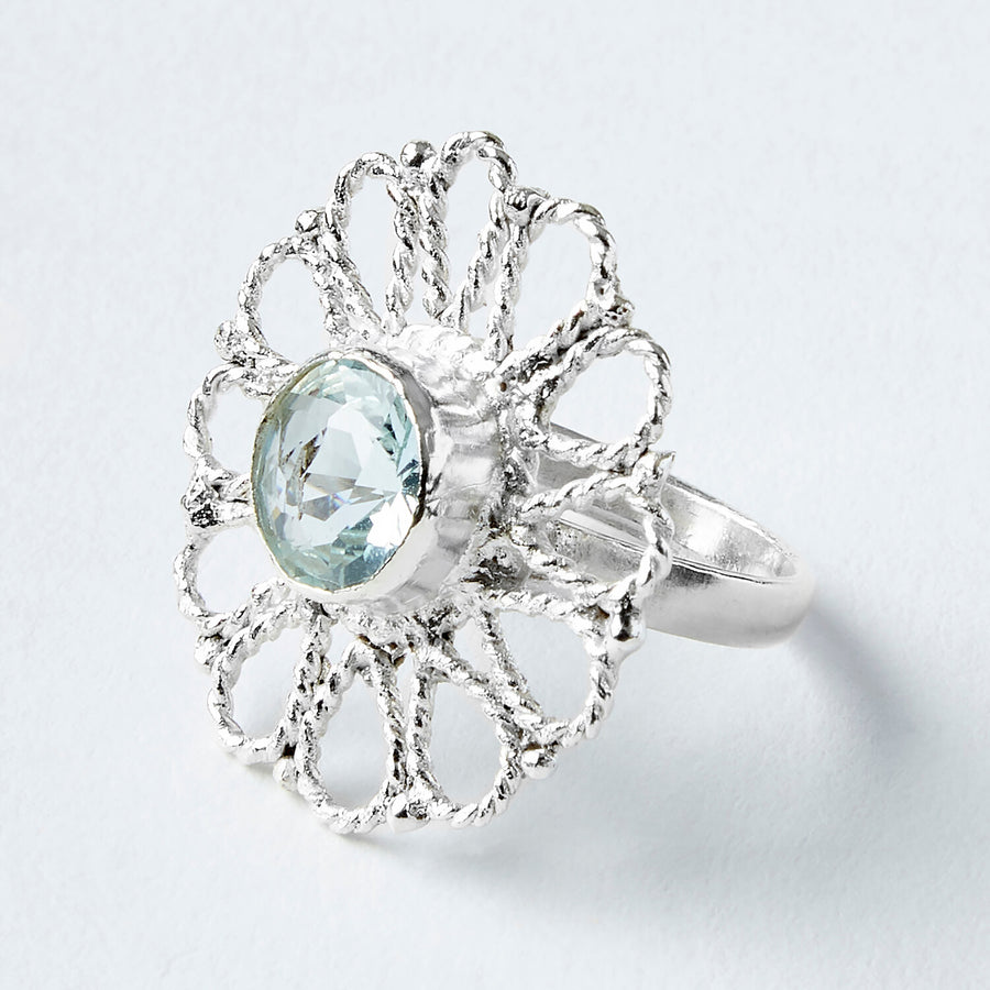 daisy aquamarine healing gemstone ring side view