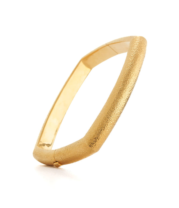 18k Yellow Gold 1.85ctw Three-Row Pave Diamond Bangle Bracelet – Raymond  Lee Jewelers