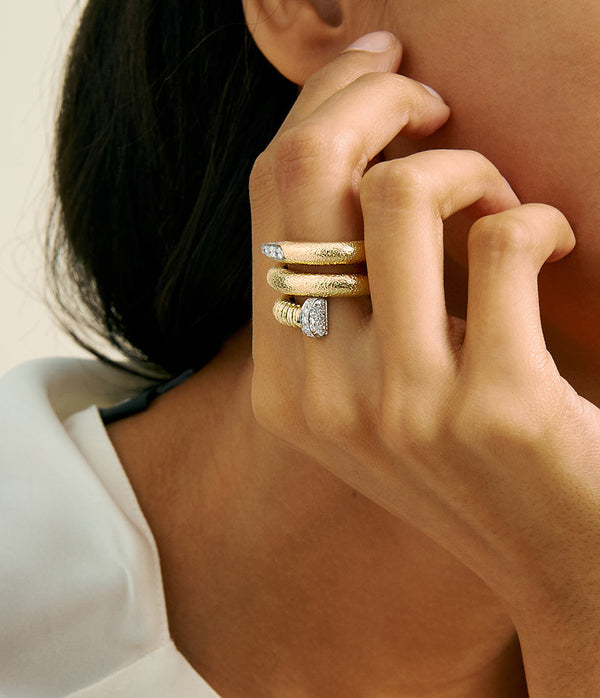 Ketsicart Fingernail Opening, Adjustable Fashionable Rhinestone Fingertip  for Gifts for Ladies(Golden Ring Finger) : Amazon.in: Beauty