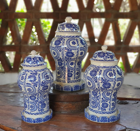 mexican-pottery-decorative-vase-olan-set-blue-ceramic-hand-painted-guanajuato-mexico