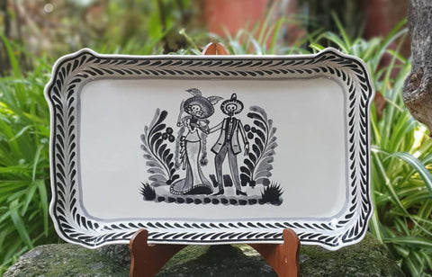 mexican wall platter pottery folk art catrina motive black and white mexican traditions