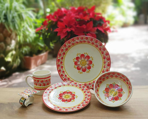 ceramic-dishset--dishplates-handcrafts-christmas-red-flower-motive-tableware-gift-amazon-ebay-talavera-majolica-handmade