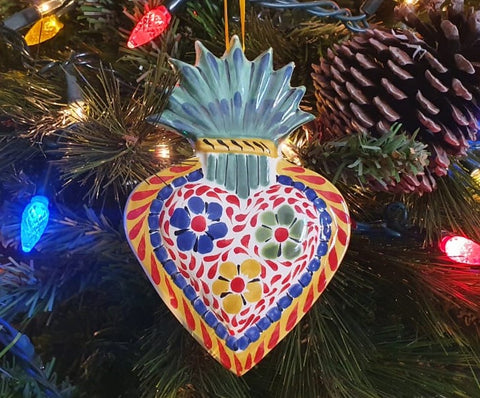 sacred-heart-ornament-christmas-decor-tree-handcrafts-handmade-mexico