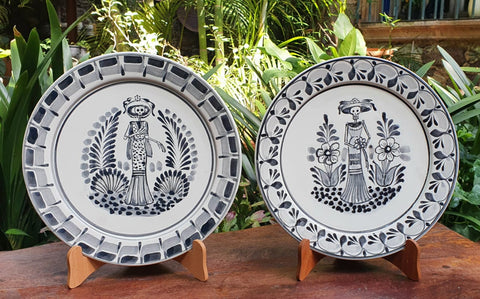 Catrina-Plates-Traditions-Day of the Death-Mexican Culture-Ceramics-Handmade-Hand Painted-Mexican Pottery-Gorky Pottery-Tradicional-Decoration-Kitchen-Table Top- Table Settings- Tebale Set UP- Eat Different