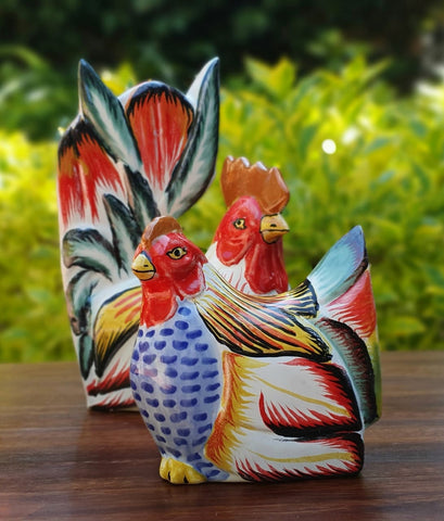 https://cdn.shopify.com/s/files/1/2657/5836/files/decorative-rooster-hen-chickens-table-ceramic-figures-handpainted-mexico-colors-2_480x480.jpg?v=1620153564