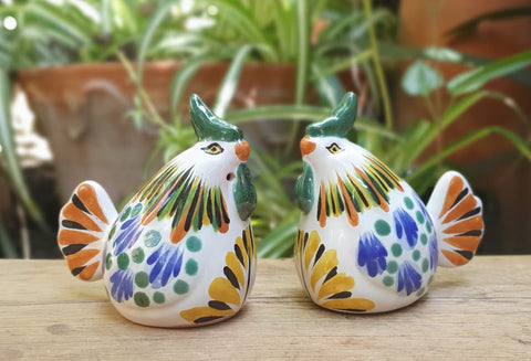 mexican-ceramic-Rooster-decorative-salt-and-pepper-shaker-table top-hand painted-hand crafted-kitchen-eat different