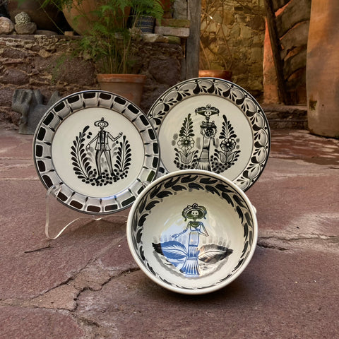 mexican-ceramics-dinner-plates-skeletons-day-of-the-death-dia-de-los-muertos-mexican-culture-mexican-traditions