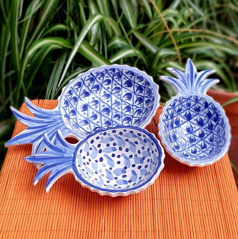 mexican-ceramics-pineapple-snack-for-serving-blueceramics-blueandwhite-talavera-mayolica