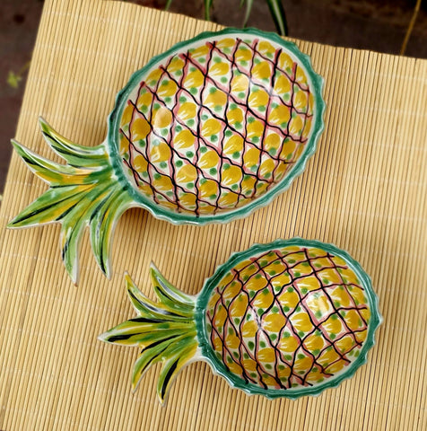 mexican-ceramics-pineapple-snack-for-serving-green-set-of-2