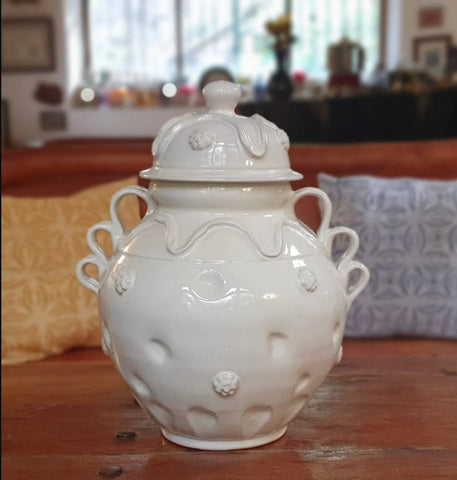 mexican-ceramics-vases-white-handcrafts-from-mexico-talavera-gto