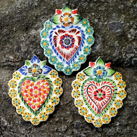 mexican-handcrafts-flower-christmas-ornaments-love-day-handpainted-heart-setof3-5