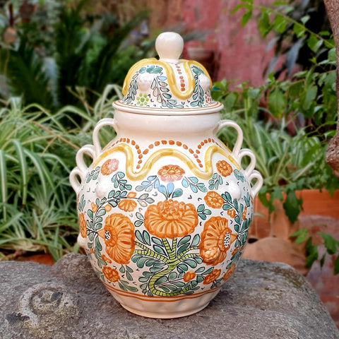 mexican-pottery-decorative-vase-handcrafts-strawberryes-interiorhome-decor